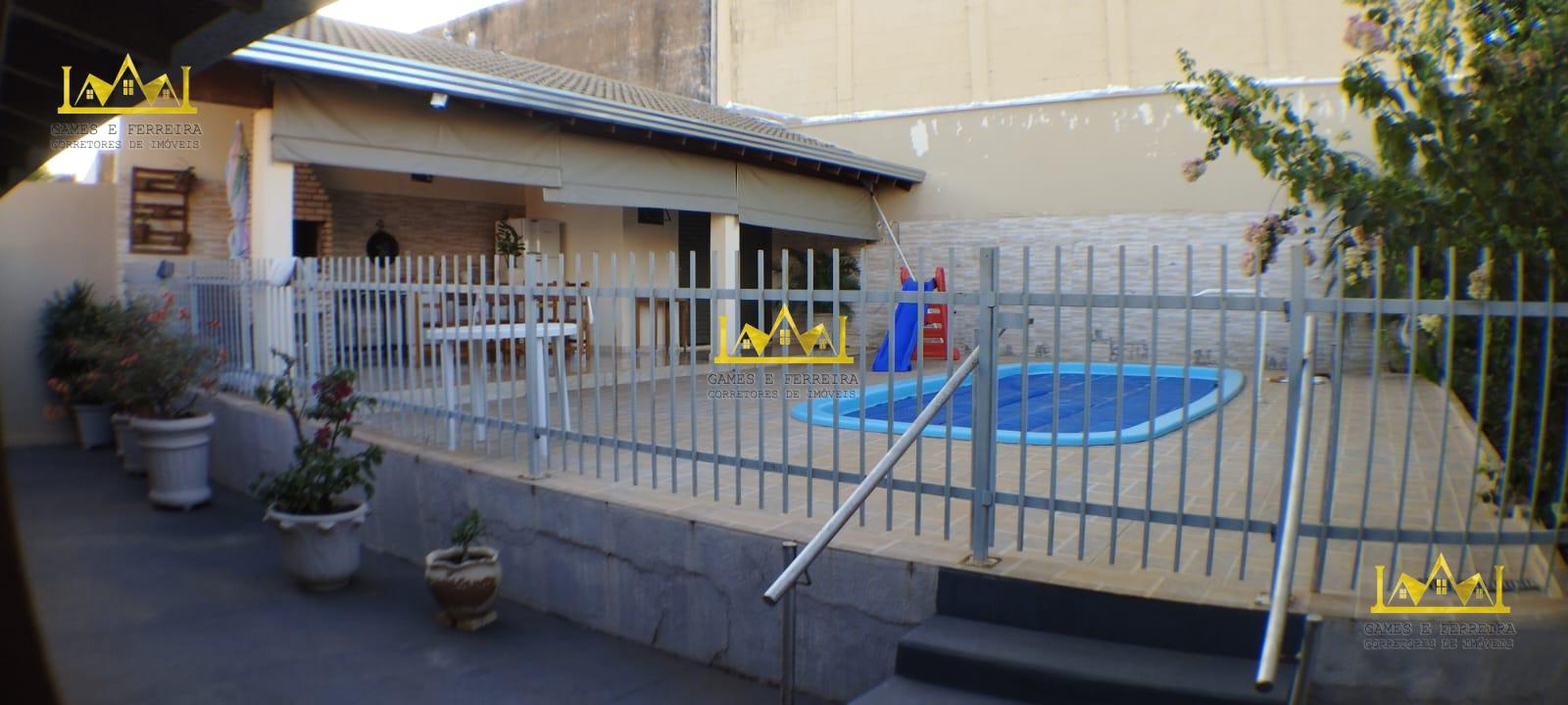 Casa a venda no município de Américo de Campos