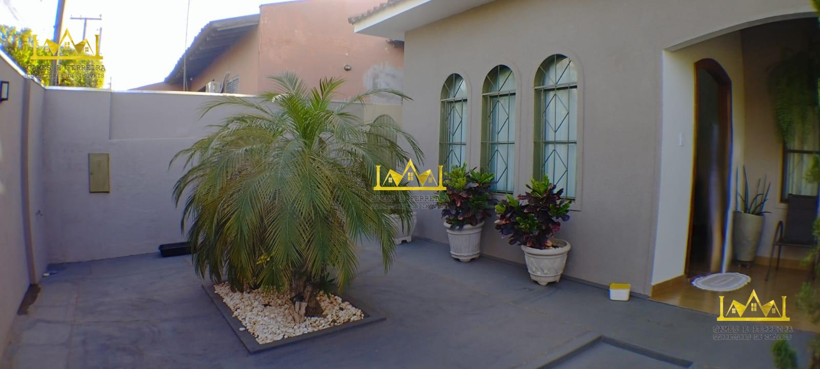 Casa a venda no município de Américo de Campos