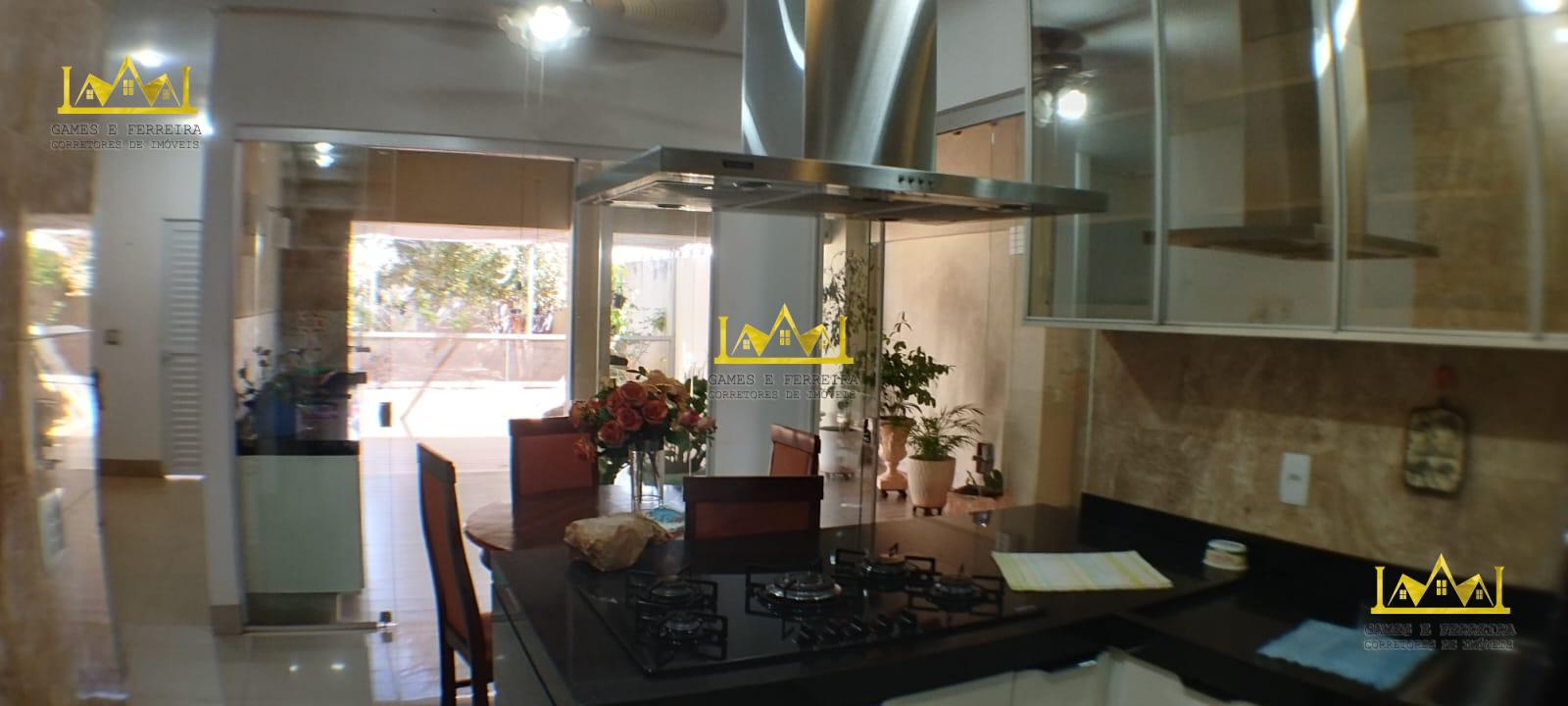 Casa a venda na cidade de Américo de Campos