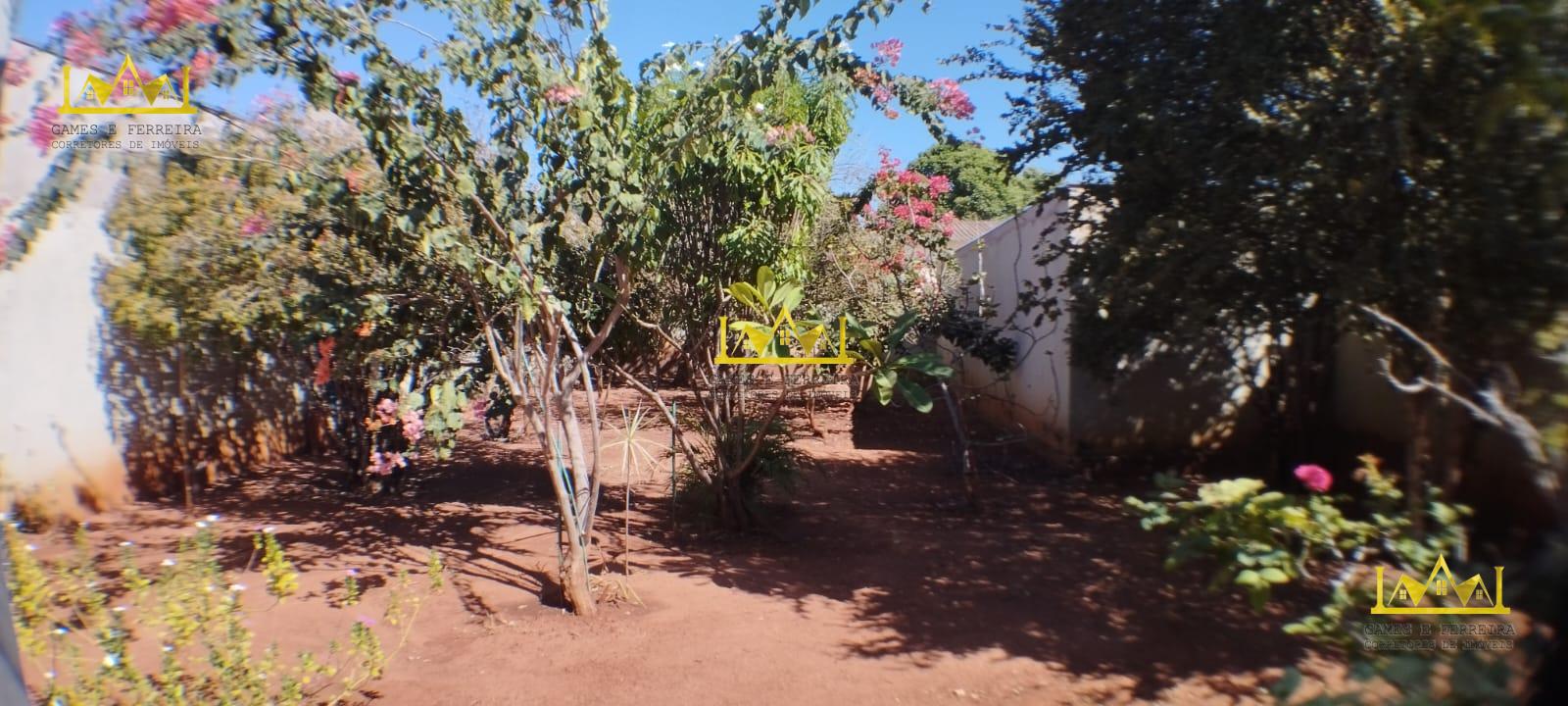 Casa a venda na cidade de Américo de Campos
