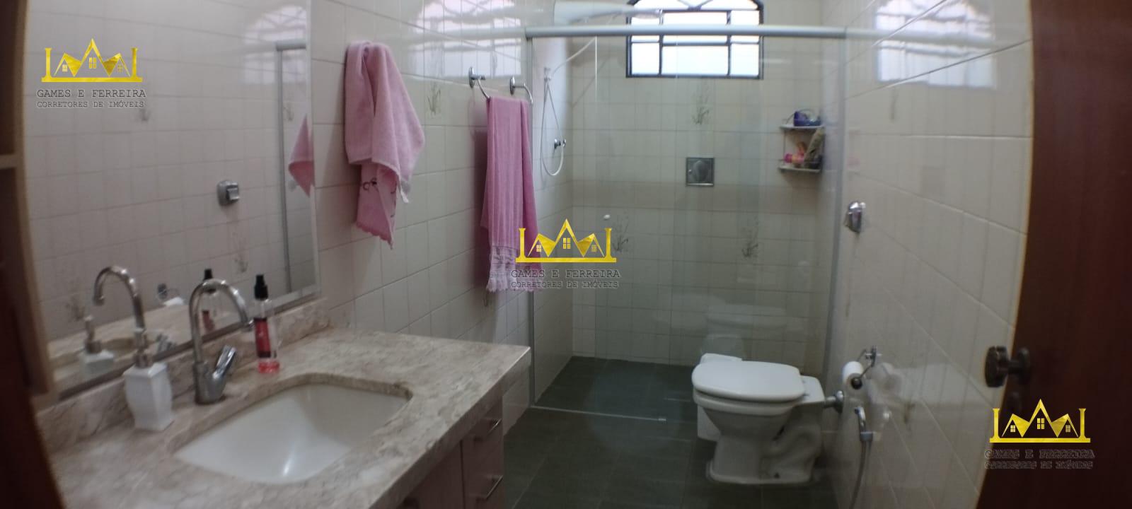 Casa a venda no município de Américo de Campos