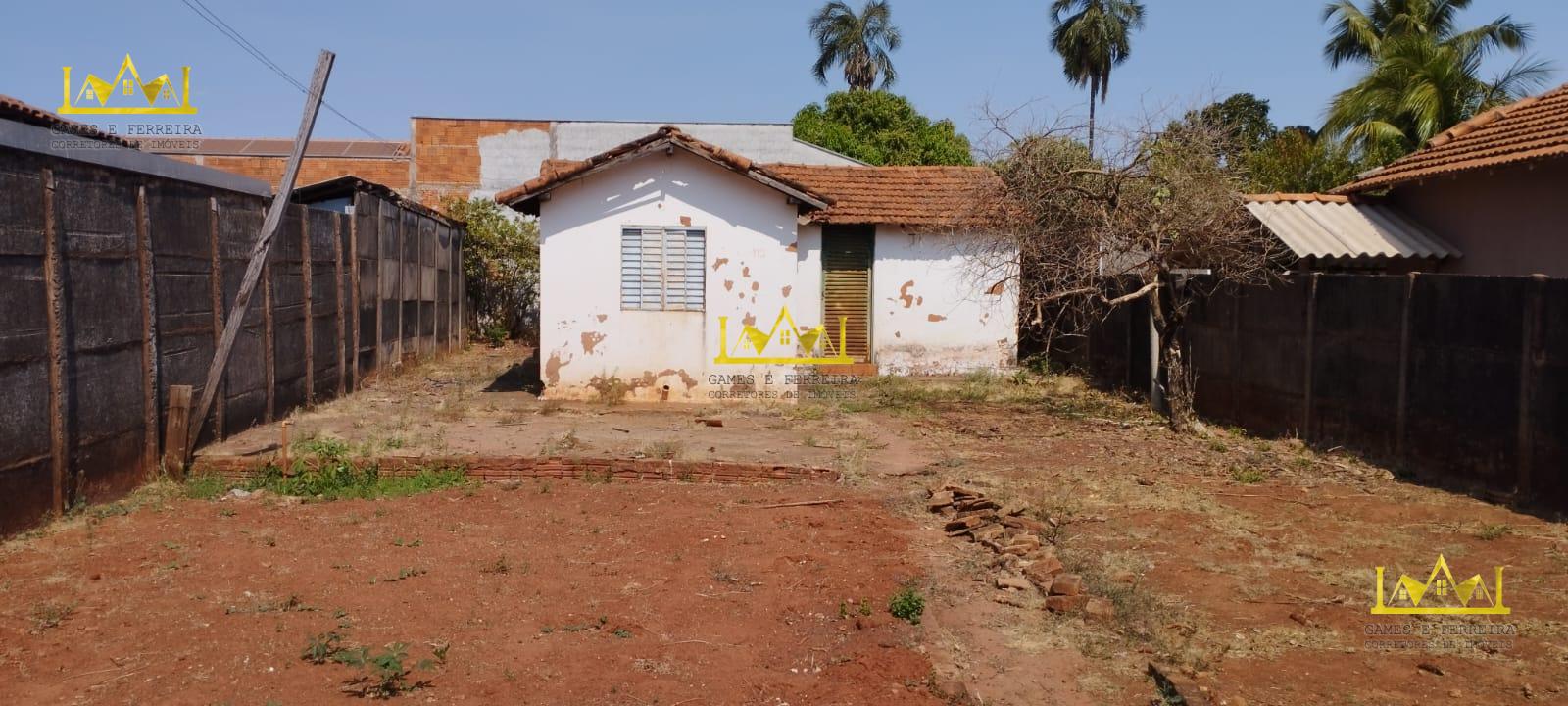 Casa a venda no município de Américo de Campos