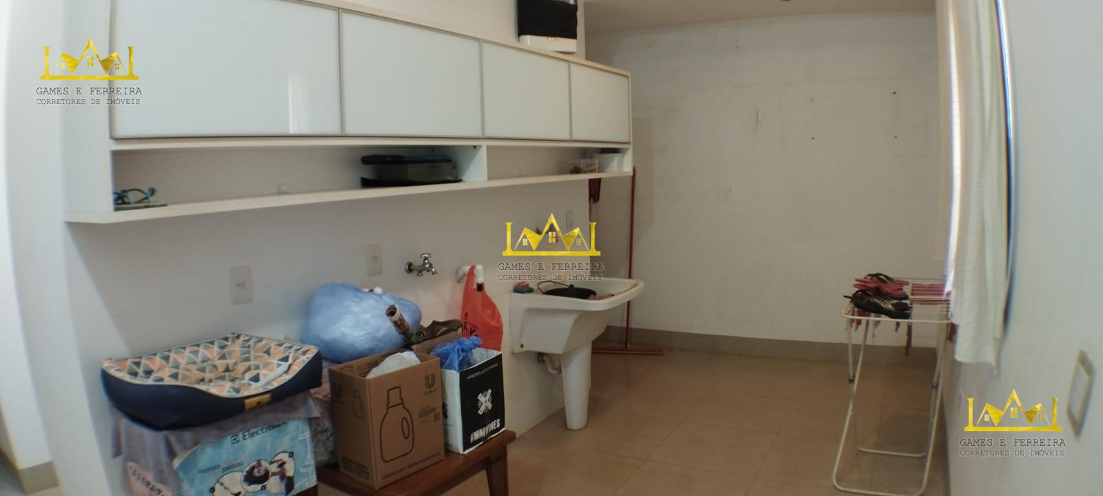 Casa a venda na cidade de Américo de Campos