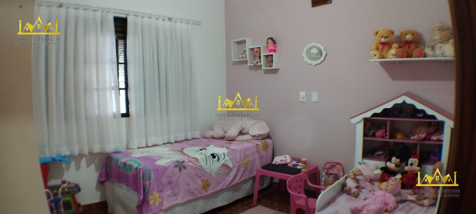 Casa a venda no município de Américo de Campos