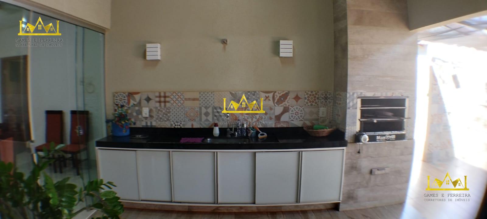 Casa a venda na cidade de Américo de Campos